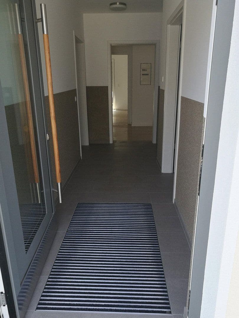 Prenájom bytu 2-izbový 74 m², Karl-Marx-Str. 3, Königs Wusterhausen, Brandenbursko Prenájom bytu 2-izbový 74 m², Karl-Marx-Str. 3, Königs Wusterhausen, Brandenbursko