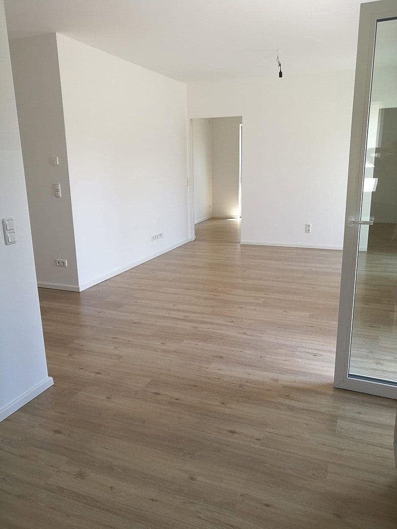Prenájom bytu 2-izbový 68 m², Karl-Marx-Str. 3a, Königs Wusterhausen, Brandenbursko Prenájom bytu 2-izbový 68 m², Karl-Marx-Str. 3a, Königs Wusterhausen, Brandenbursko