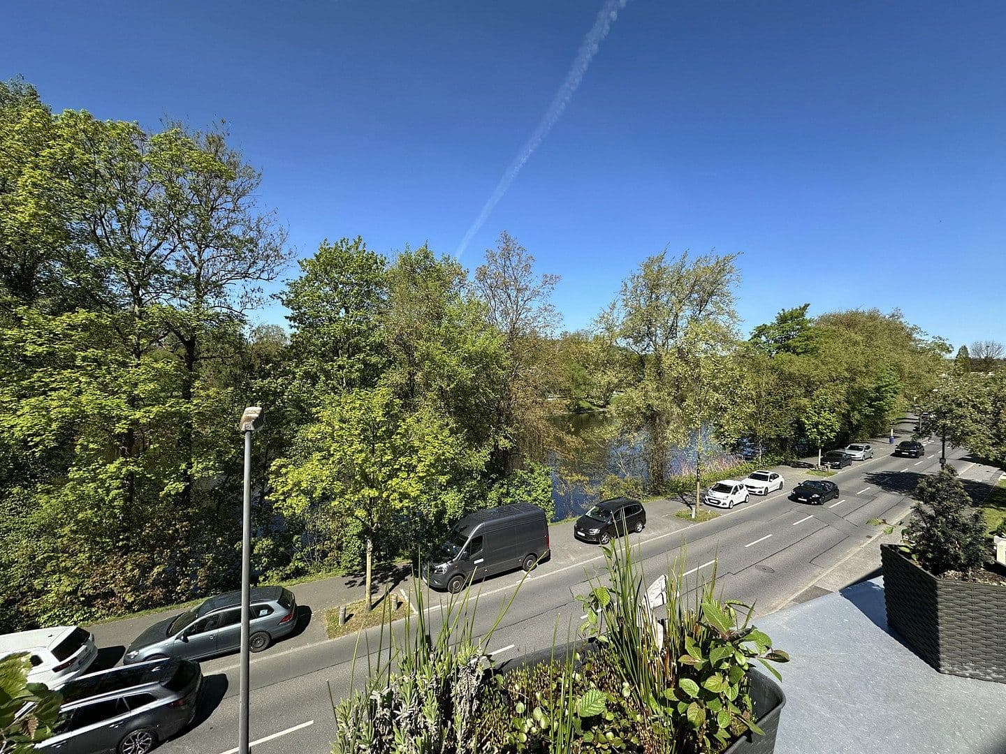 Predaj bytu 3-izbový 88 m², Laupendahler Landstraße 49, Essen, Severné Porýnie - Westfálsko Predaj bytu 3-izbový 88 m², Laupendahler Landstraße 49, Essen, Severné Porýnie - Westfálsko