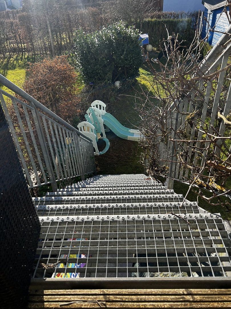 Predaj domu 127 m², pozemek 195 m², Stuttgart, Bádensko-Wurttembersko Predaj domu 127 m², pozemek 195 m², Stuttgart, Bádensko-Wurttembersko