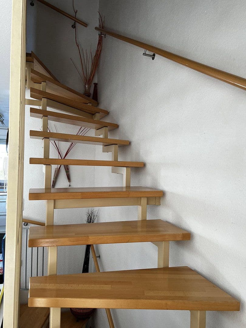 Predaj domu 127 m², pozemek 195 m², Stuttgart, Bádensko-Wurttembersko Predaj domu 127 m², pozemek 195 m², Stuttgart, Bádensko-Wurttembersko