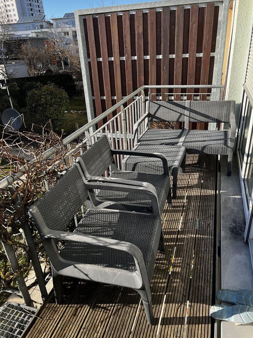 Predaj domu 127 m², pozemek 195 m², Stuttgart, Bádensko-Wurttembersko Predaj domu 127 m², pozemek 195 m², Stuttgart, Bádensko-Wurttembersko