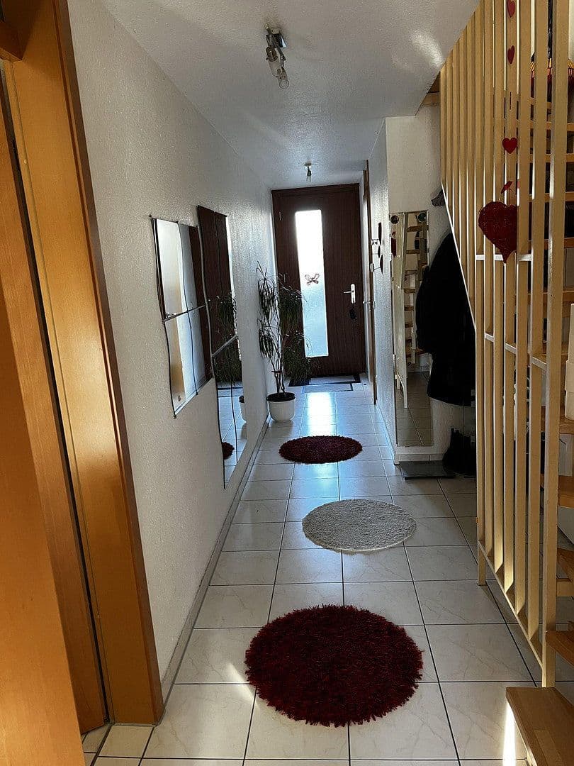 Predaj domu 127 m², pozemek 195 m², Stuttgart, Bádensko-Wurttembersko Predaj domu 127 m², pozemek 195 m², Stuttgart, Bádensko-Wurttembersko