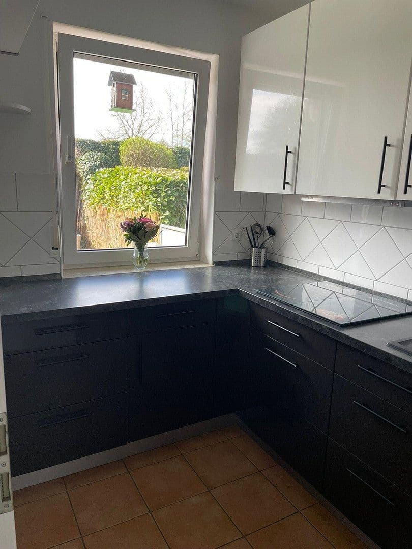 Prenájom bytu 3-izbový 77 m², Obertshausen, Hesensko Prenájom bytu 3-izbový 77 m², Obertshausen, Hesensko