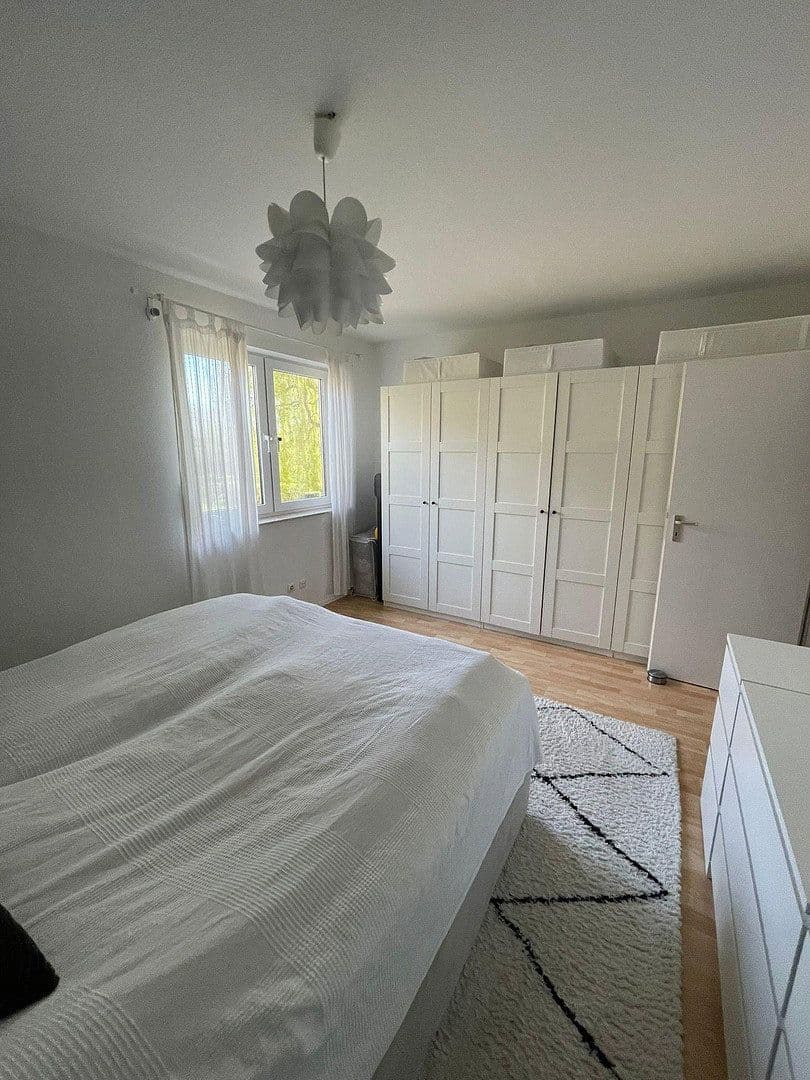 Prenájom bytu 3-izbový 77 m², Obertshausen, Hesensko Prenájom bytu 3-izbový 77 m², Obertshausen, Hesensko