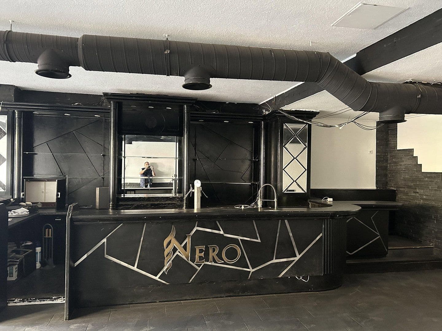 Prenájom nebytového priestoru 360 m², Völklingen, Sársko Prenájom nebytového priestoru 360 m², Völklingen, Sársko