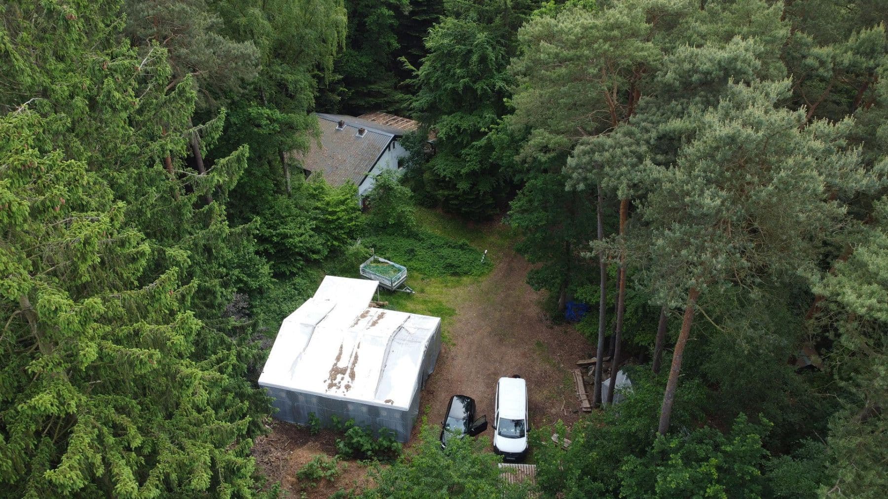 Predaj pozemku 4.447 m², Hasenkamp 6, Wenzendorf, Dolné Sasko Predaj pozemku 4.447 m², Hasenkamp 6, Wenzendorf, Dolné Sasko