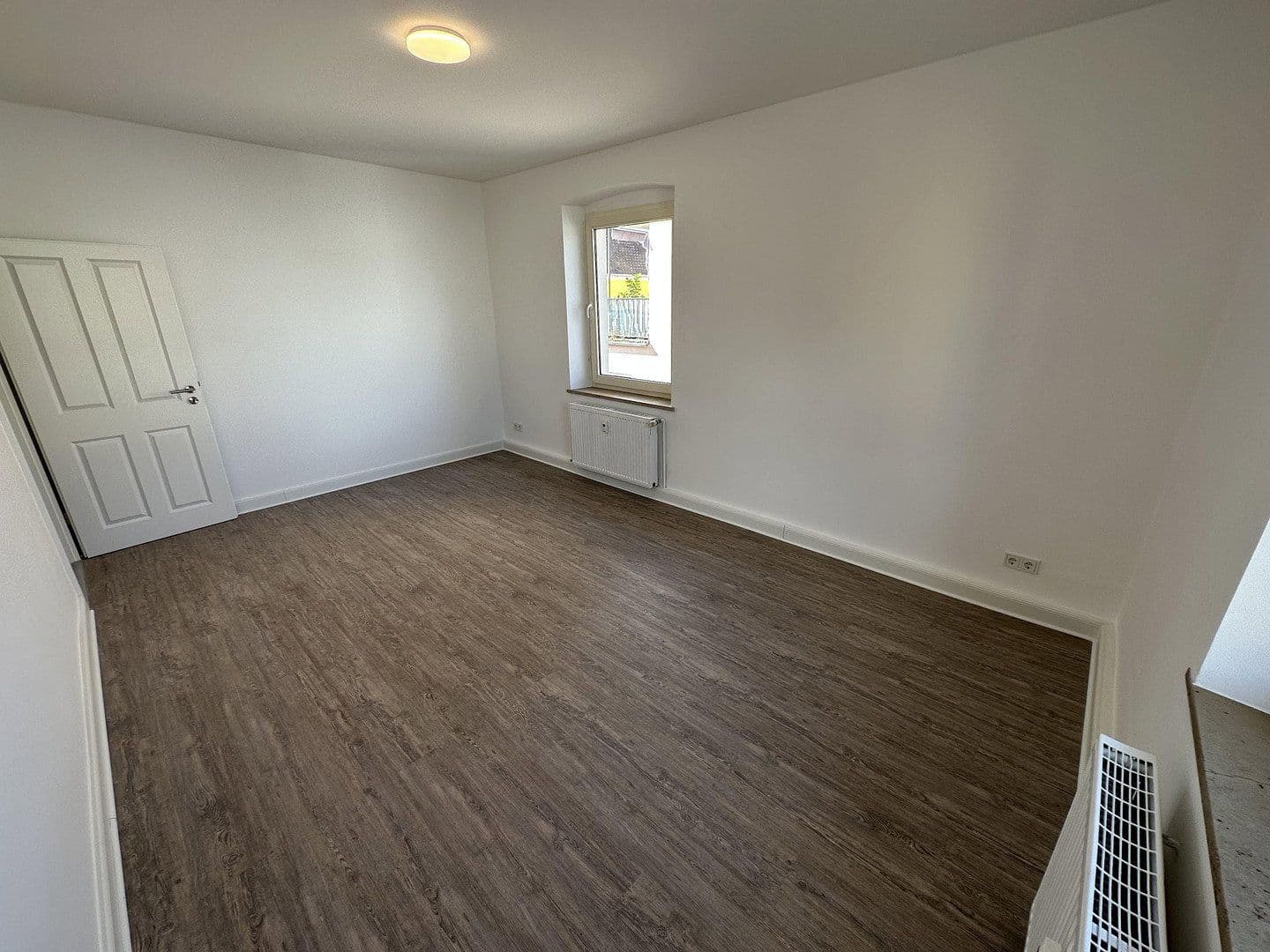 Prenájom bytu 3-izbový 95 m², Regensburgerstrasse 66, Amberg, Bavorsko Prenájom bytu 3-izbový 95 m², Regensburgerstrasse 66, Amberg, Bavorsko