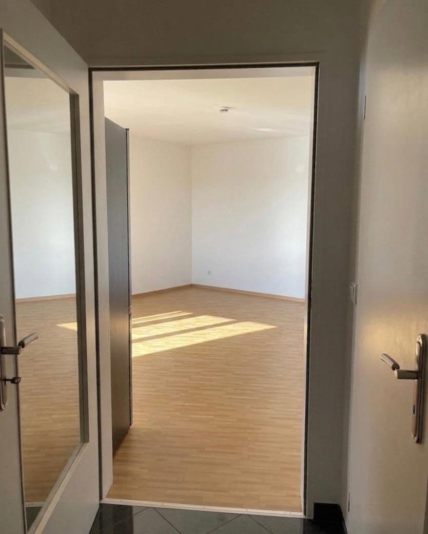 Predaj bytu 2-izbový 50 m², Eduard-Schloemann-Str. 35, Düsseldorf, Severné Porýnie - Westfálsko Predaj bytu 2-izbový 50 m², Eduard-Schloemann-Str. 35, Düsseldorf, Severné Porýnie - Westfálsko