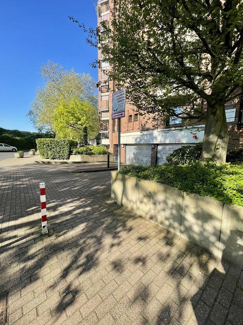Predaj bytu 2-izbový 50 m², Eduard-Schloemann-Str. 35, Düsseldorf, Severné Porýnie - Westfálsko Predaj bytu 2-izbový 50 m², Eduard-Schloemann-Str. 35, Düsseldorf, Severné Porýnie - Westfálsko
