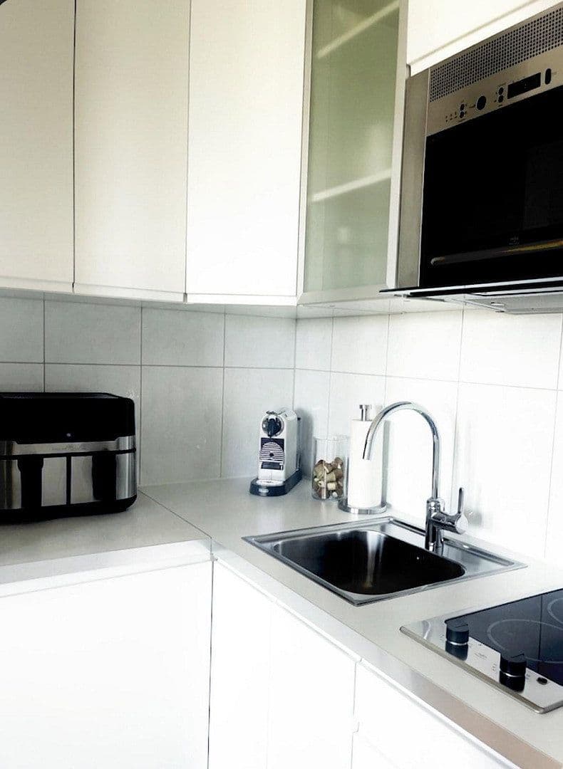 Predaj bytu 2-izbový 50 m², Eduard-Schloemann-Str. 35, Düsseldorf, Severné Porýnie - Westfálsko Predaj bytu 2-izbový 50 m², Eduard-Schloemann-Str. 35, Düsseldorf, Severné Porýnie - Westfálsko