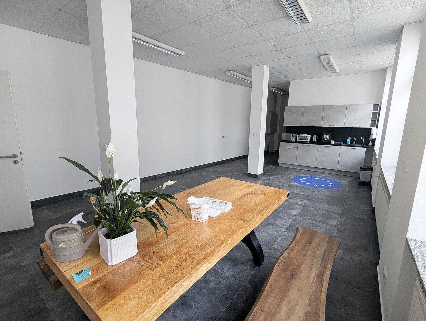 Prenájom kancelárie 148 m², Schwarzwaldstr. 7a, Pforzheim, Bádensko-Wurttembersko Prenájom kancelárie 148 m², Schwarzwaldstr. 7a, Pforzheim, Bádensko-Wurttembersko