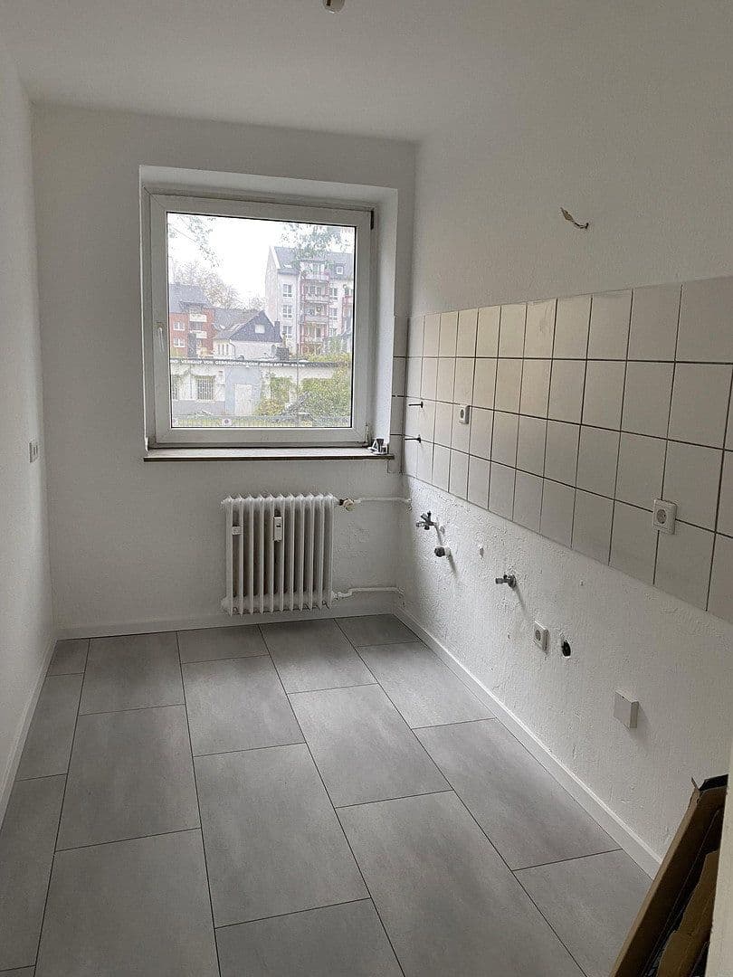 Prenájom bytu 2-izbový 52 m², Albertstr. 109, Düsseldorf, Severné Porýnie - Westfálsko Prenájom bytu 2-izbový 52 m², Albertstr. 109, Düsseldorf, Severné Porýnie - Westfálsko