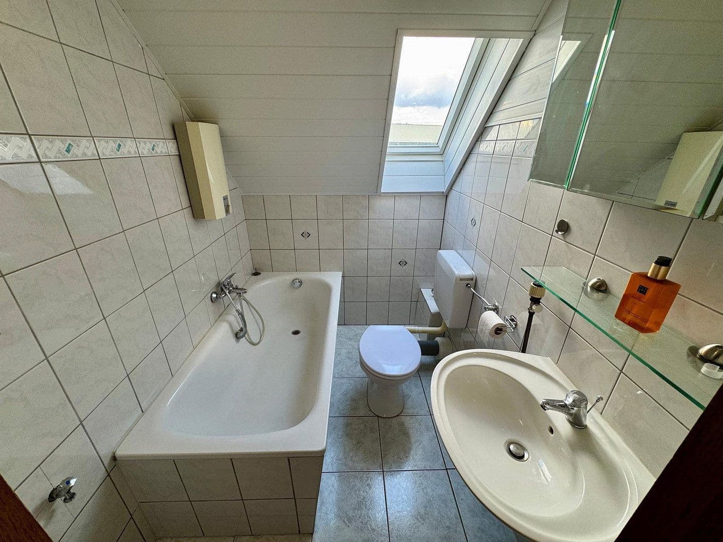 Prenájom bytu 3-izbový 60 m², Herne, Severné Porýnie - Westfálsko Prenájom bytu 3-izbový 60 m², Herne, Severné Porýnie - Westfálsko