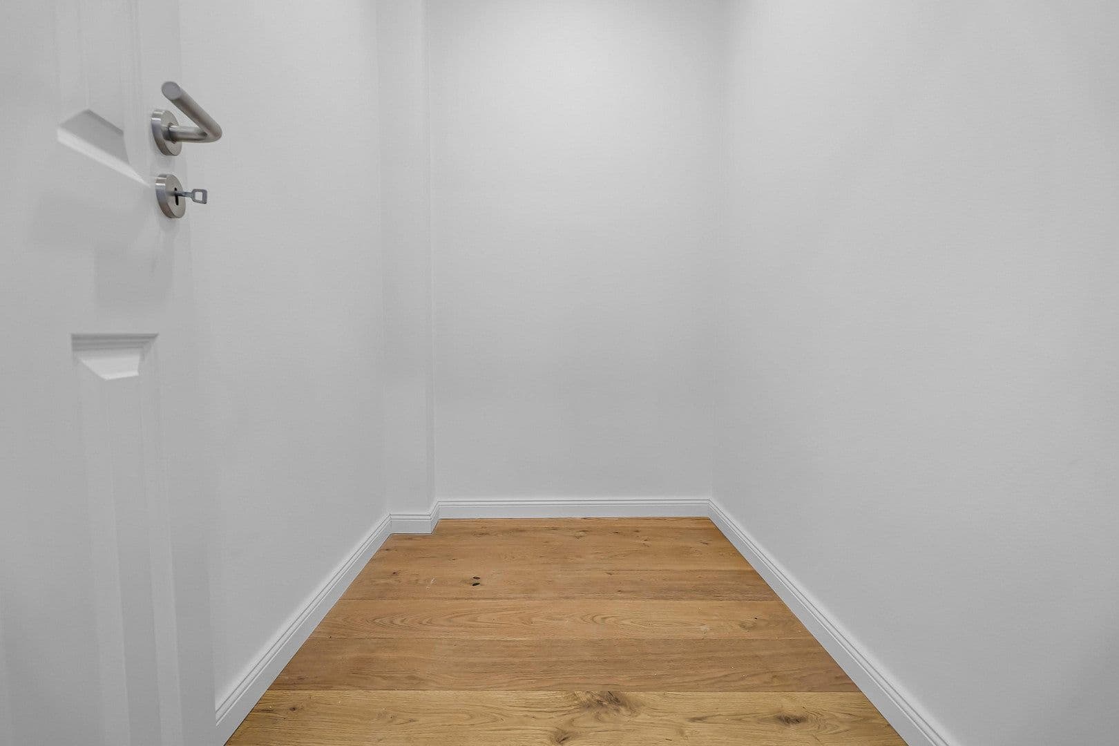 Prenájom bytu 2-izbový 62 m², Bremen, Brémy Prenájom bytu 2-izbový 62 m², Bremen, Brémy