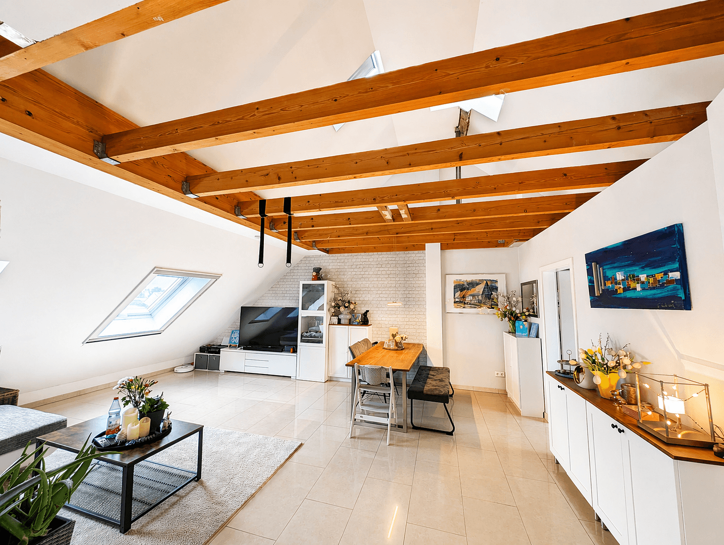 Prenájom bytu 2-izbový 67 m², Boseweg 24, Frankfurt am Main, Hesensko Prenájom bytu 2-izbový 67 m², Boseweg 24, Frankfurt am Main, Hesensko