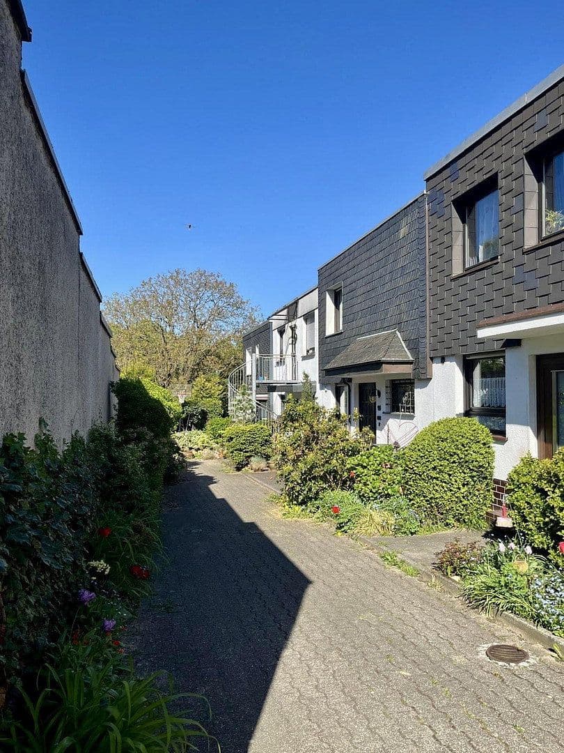 Predaj domu 150 m², pozemek 250 m², Mittlere Bergerheide 15, Wuppertal, Severné Porýnie - Westfálsko Predaj domu 150 m², pozemek 250 m², Mittlere Bergerheide 15, Wuppertal, Severné Porýnie - Westfálsko