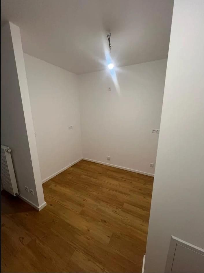 Prenájom bytu 2-izbový 51 m², Sewanstraße 259, Berlin, Berlín Prenájom bytu 2-izbový 51 m², Sewanstraße 259, Berlin, Berlín