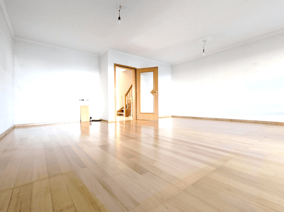 Predaj domu 100 m², pozemek 300 m², Vechelde, Dolné Sasko Predaj domu 100 m², pozemek 300 m², Vechelde, Dolné Sasko