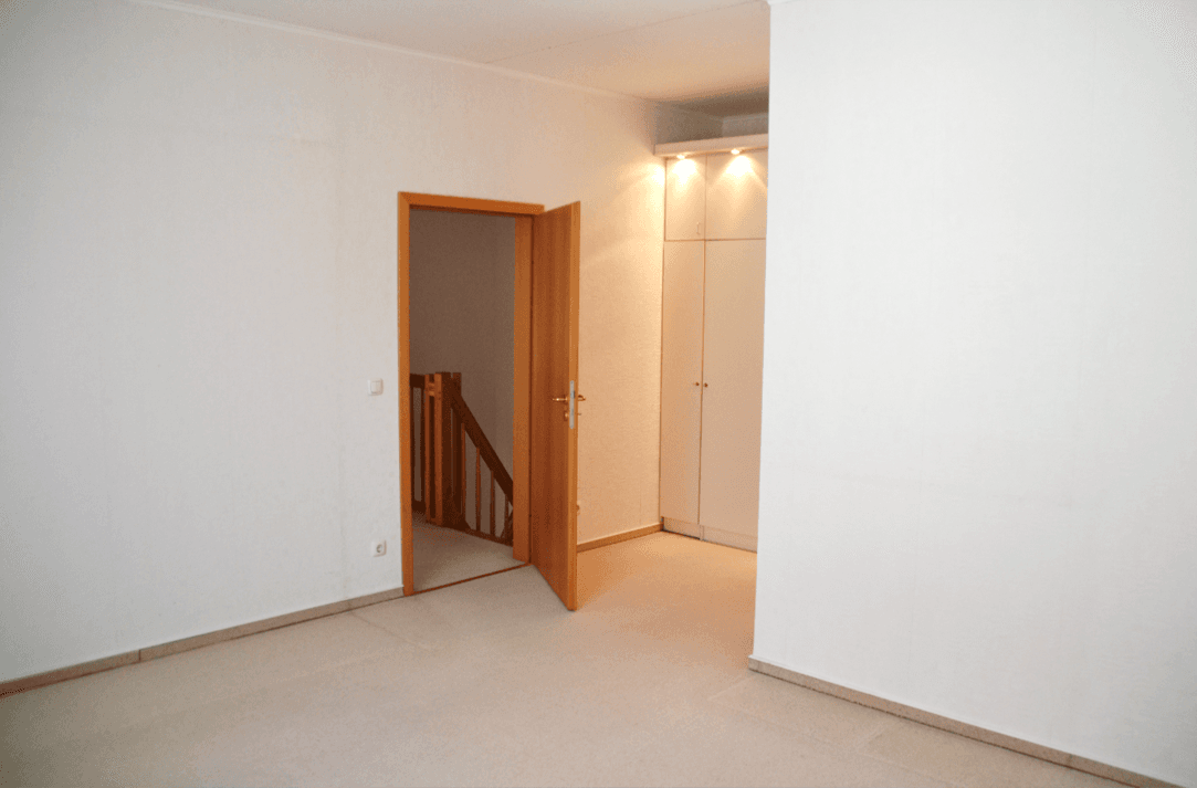 Predaj domu 100 m², pozemek 300 m², Vechelde, Dolné Sasko Predaj domu 100 m², pozemek 300 m², Vechelde, Dolné Sasko