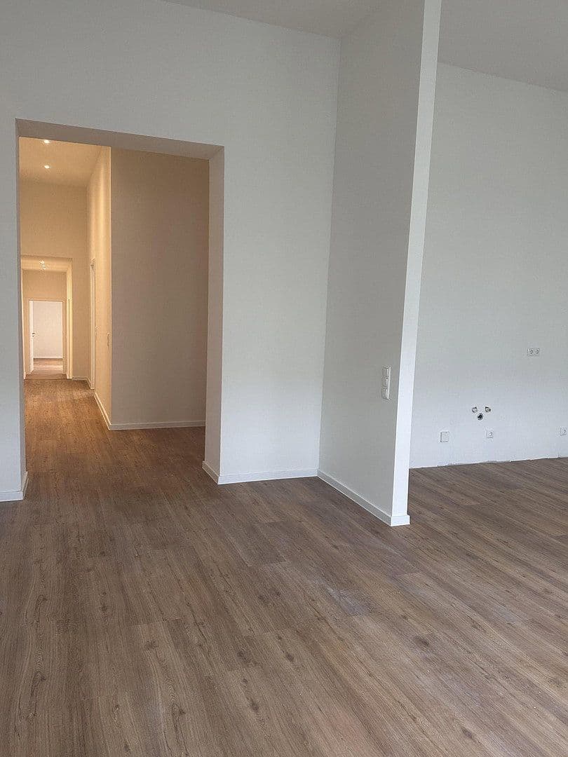 Prenájom bytu 3-izbový 75 m², Adalbertsteinweg 230, Aachen, Severné Porýnie - Westfálsko Prenájom bytu 3-izbový 75 m², Adalbertsteinweg 230, Aachen, Severné Porýnie - Westfálsko