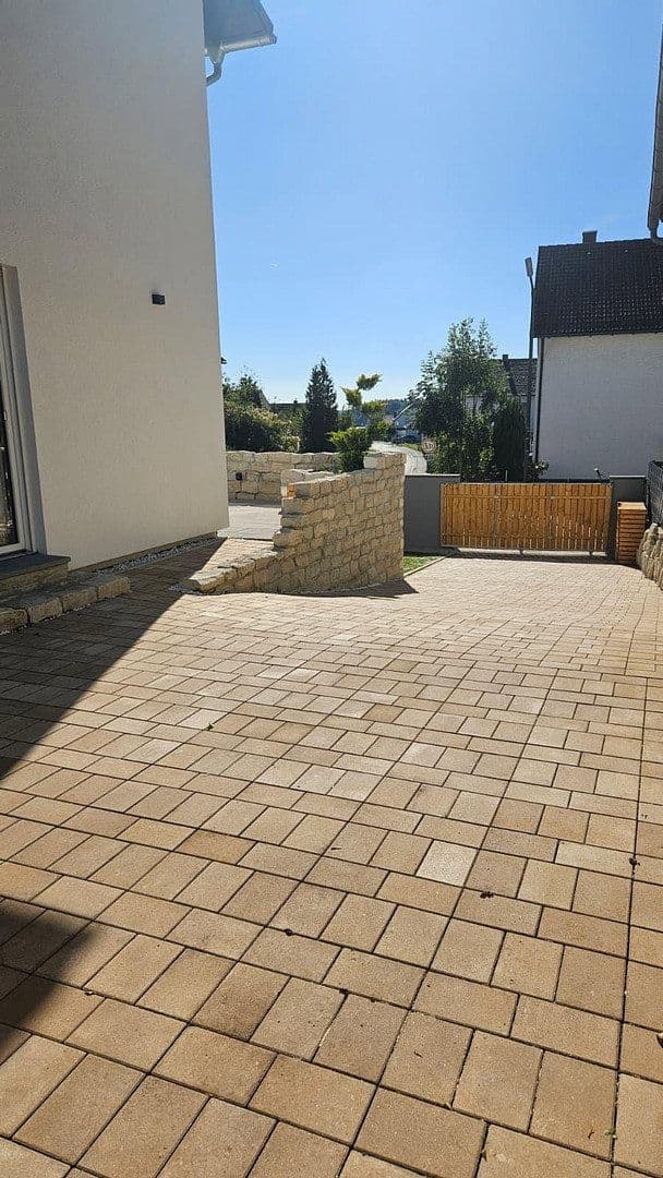 Predaj domu 127 m², pozemek 337 m², Denkendorf, Bavorsko Predaj domu 127 m², pozemek 337 m², Denkendorf, Bavorsko