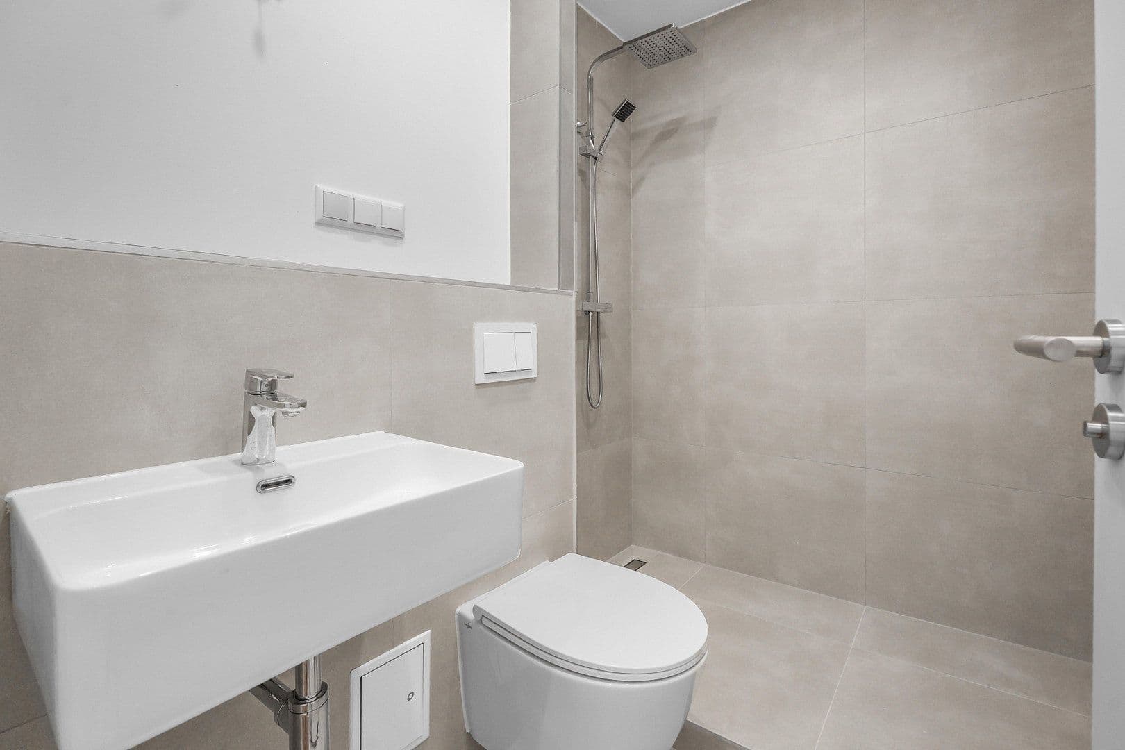 Prenájom bytu 3-izbový 71 m², Muschelweg 5, Hannover, Dolné Sasko Prenájom bytu 3-izbový 71 m², Muschelweg 5, Hannover, Dolné Sasko