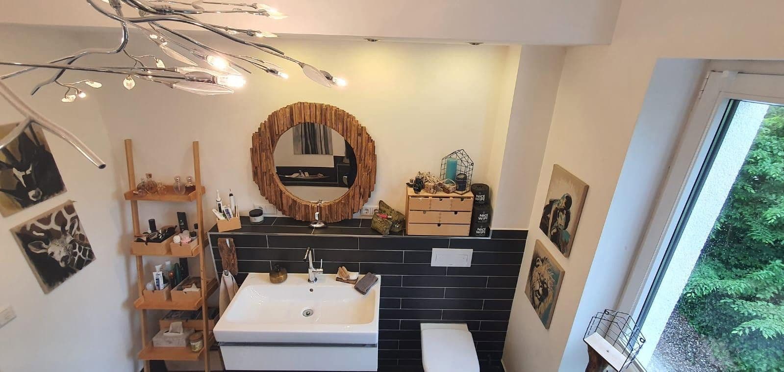 Prenájom domu 147 m², pozemek 997 m², Burscheid, Severné Porýnie - Westfálsko Prenájom domu 147 m², pozemek 997 m², Burscheid, Severné Porýnie - Westfálsko