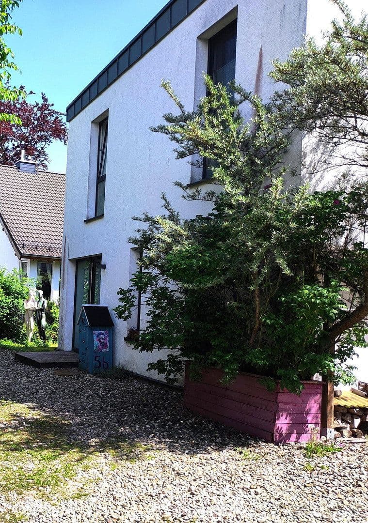 Prenájom domu 147 m², pozemek 997 m², Burscheid, Severné Porýnie - Westfálsko Prenájom domu 147 m², pozemek 997 m², Burscheid, Severné Porýnie - Westfálsko