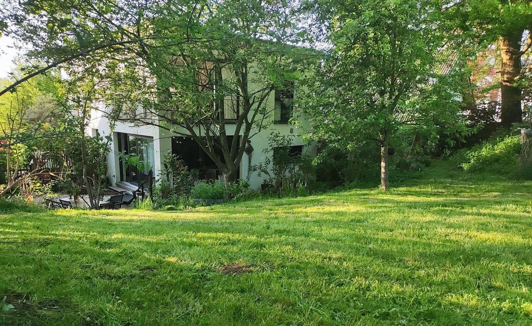 Prenájom domu 147 m², pozemek 997 m², Burscheid, Severné Porýnie - Westfálsko Prenájom domu 147 m², pozemek 997 m², Burscheid, Severné Porýnie - Westfálsko