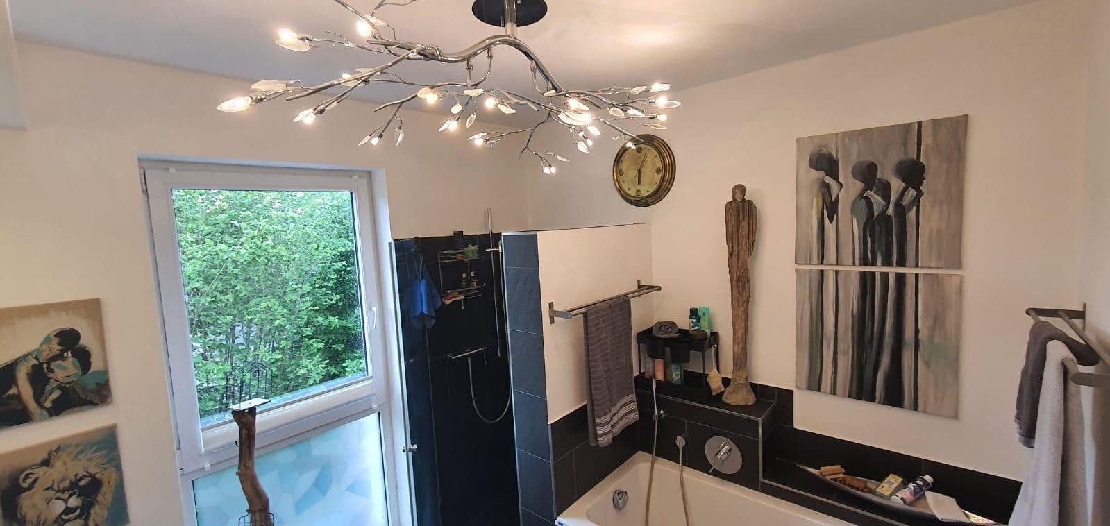 Prenájom domu 147 m², pozemek 997 m², Burscheid, Severné Porýnie - Westfálsko Prenájom domu 147 m², pozemek 997 m², Burscheid, Severné Porýnie - Westfálsko