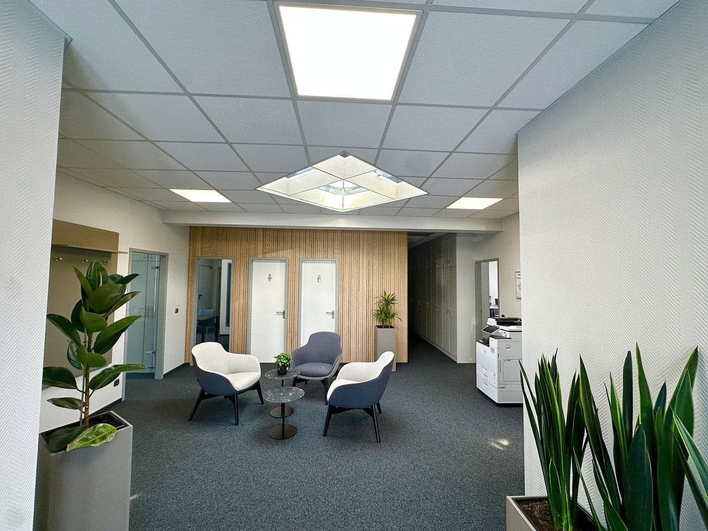 Prenájom nebytového priestoru 2.530 m², Rehwinkel 26, Porta Westfalica, Severné Porýnie - Westfálsko Prenájom nebytového priestoru 2.530 m², Rehwinkel 26, Porta Westfalica, Severné Porýnie - Westfálsko