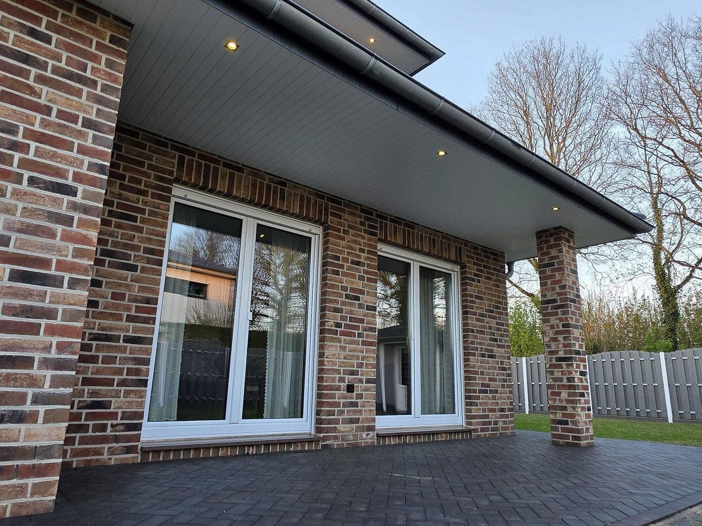 Predaj domu 216 m², pozemek 666 m², Georg-Hillmann-Ring 57, Geestland, Dolné Sasko Predaj domu 216 m², pozemek 666 m², Georg-Hillmann-Ring 57, Geestland, Dolné Sasko