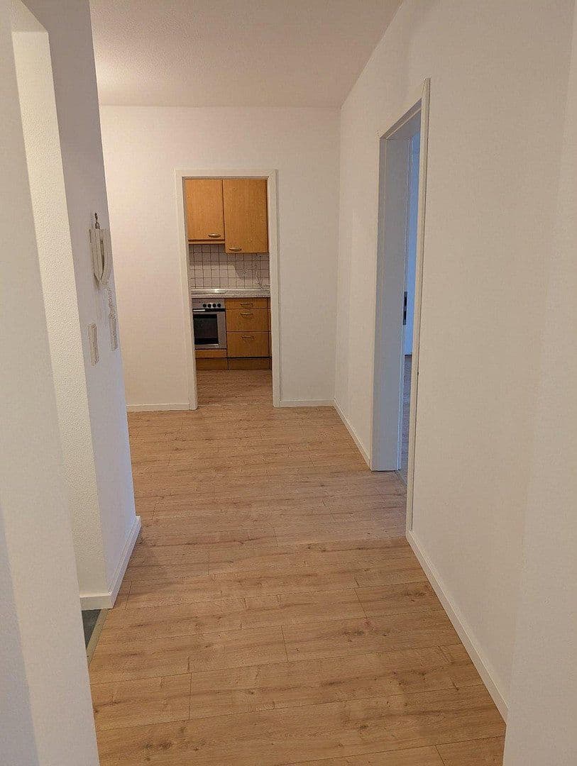 Prenájom bytu 3-izbový 81 m², Kaiserslautern, Porýnie-Falcko Prenájom bytu 3-izbový 81 m², Kaiserslautern, Porýnie-Falcko