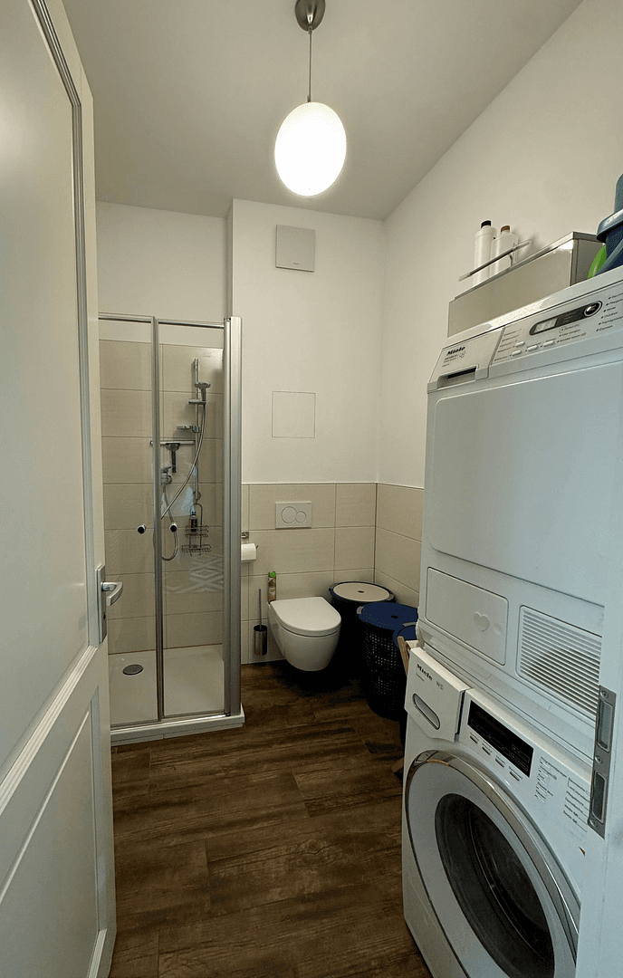 Predaj bytu 5-izbový 141 m², Berlin, Berlín Predaj bytu 5-izbový 141 m², Berlin, Berlín