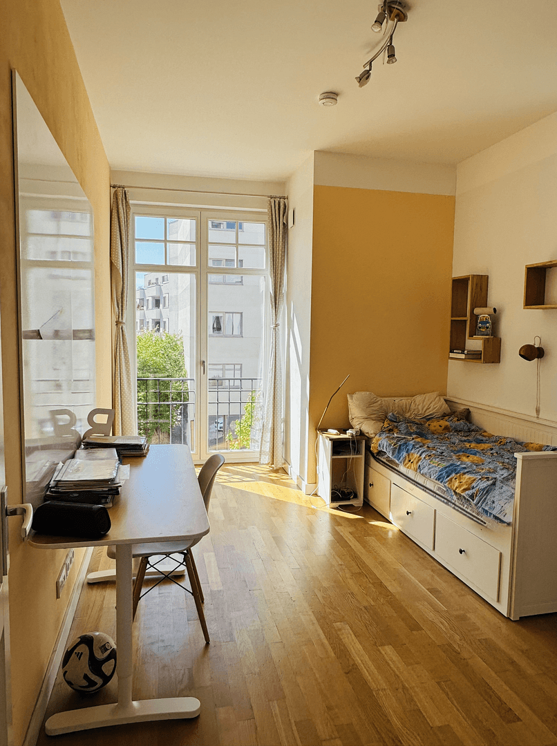 Predaj bytu 5-izbový 141 m², Berlin, Berlín Predaj bytu 5-izbový 141 m², Berlin, Berlín