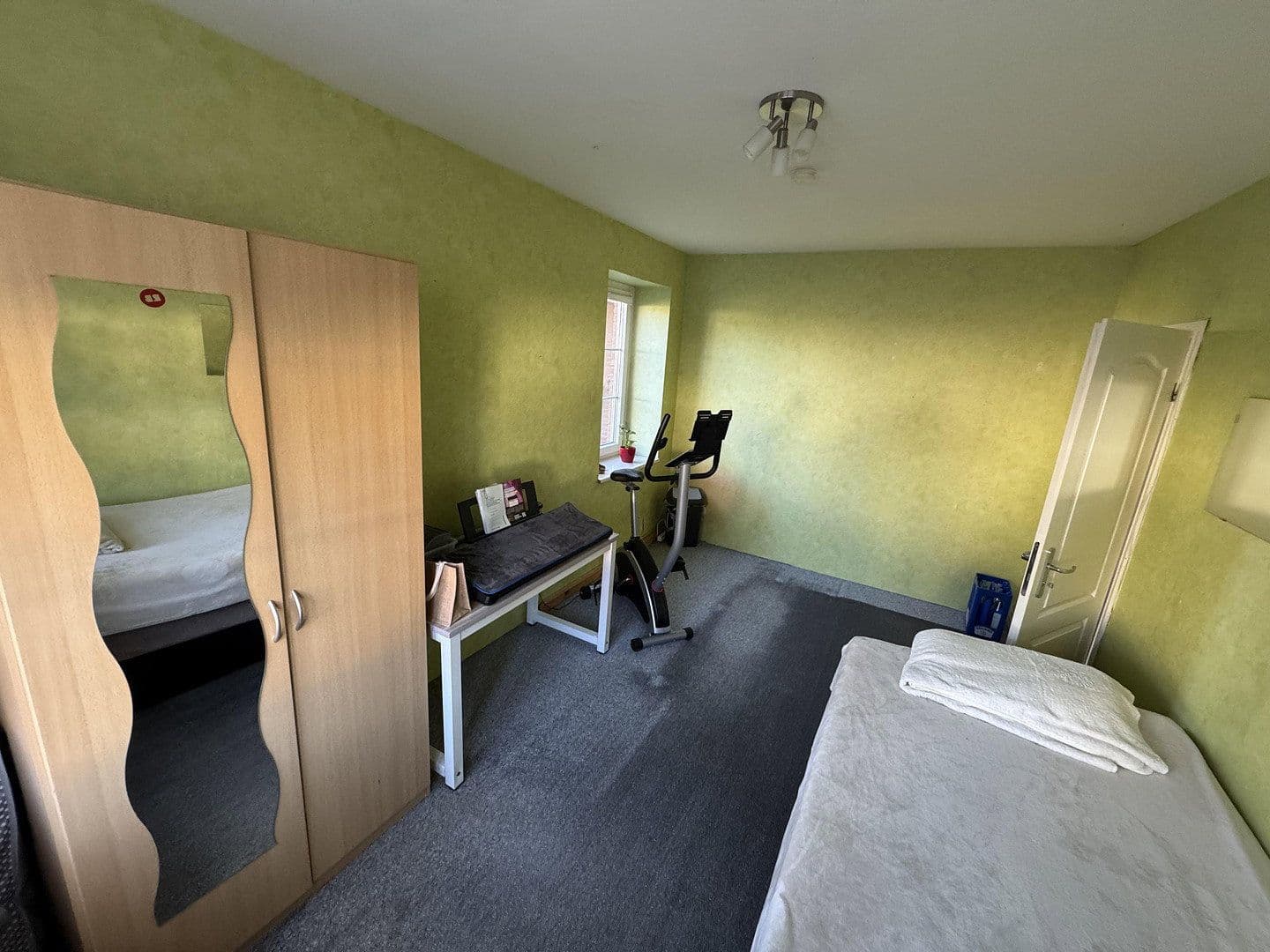 Predaj domu 124 m², pozemek 400 m², Dockstraße 25, Lübeck-Kücknitz, Šlezvicko-Holštajnsko Predaj domu 124 m², pozemek 400 m², Dockstraße 25, Lübeck-Kücknitz, Šlezvicko-Holštajnsko