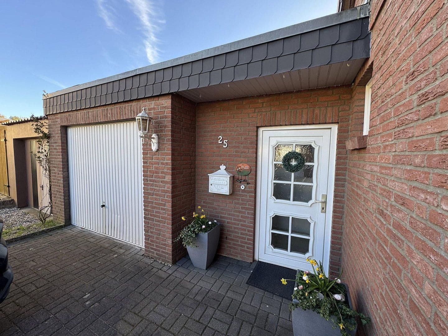 Predaj domu 124 m², pozemek 400 m², Dockstraße 25, Lübeck-Kücknitz, Šlezvicko-Holštajnsko Predaj domu 124 m², pozemek 400 m², Dockstraße 25, Lübeck-Kücknitz, Šlezvicko-Holštajnsko