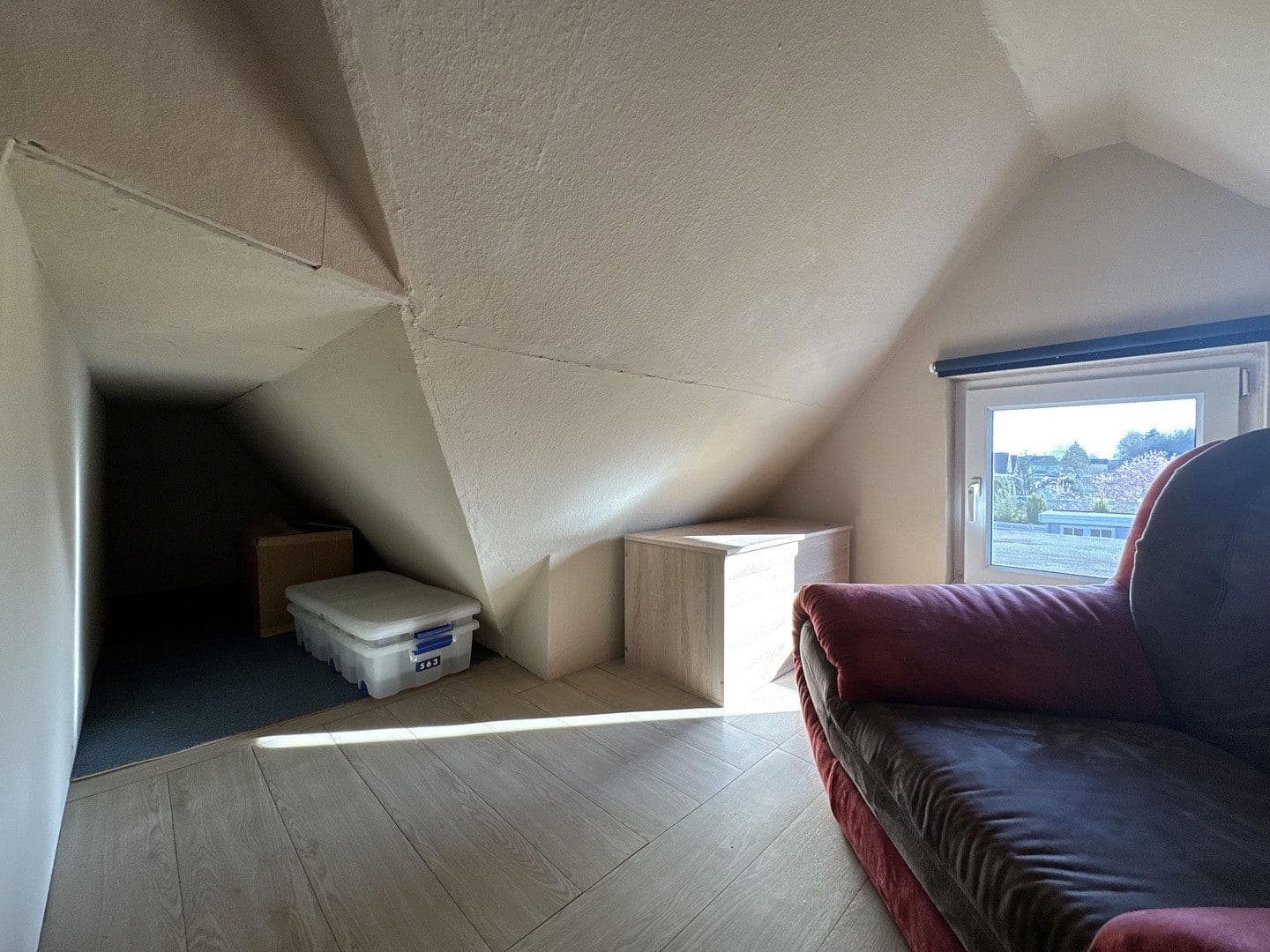 Predaj domu 124 m², pozemek 400 m², Dockstraße 25, Lübeck-Kücknitz, Šlezvicko-Holštajnsko Predaj domu 124 m², pozemek 400 m², Dockstraße 25, Lübeck-Kücknitz, Šlezvicko-Holštajnsko