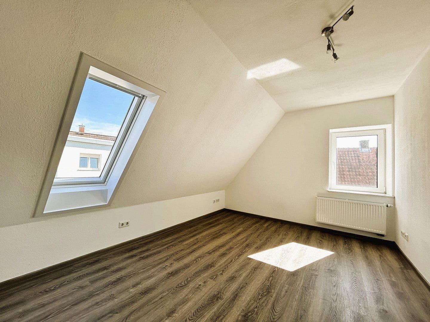 Prenájom bytu 4-izbový 86 m², Melle, Dolné Sasko Prenájom bytu 4-izbový 86 m², Melle, Dolné Sasko