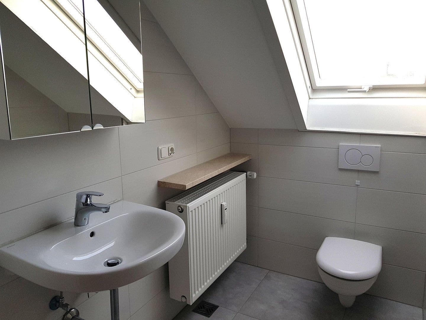 Prenájom bytu 4-izbový 98 m², Herzogenaurach, Bavorsko Prenájom bytu 4-izbový 98 m², Herzogenaurach, Bavorsko