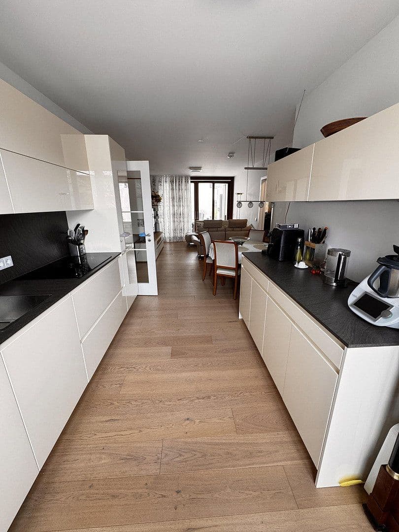 Predaj bytu 3-izbový 95 m², München, Bavorsko Predaj bytu 3-izbový 95 m², München, Bavorsko