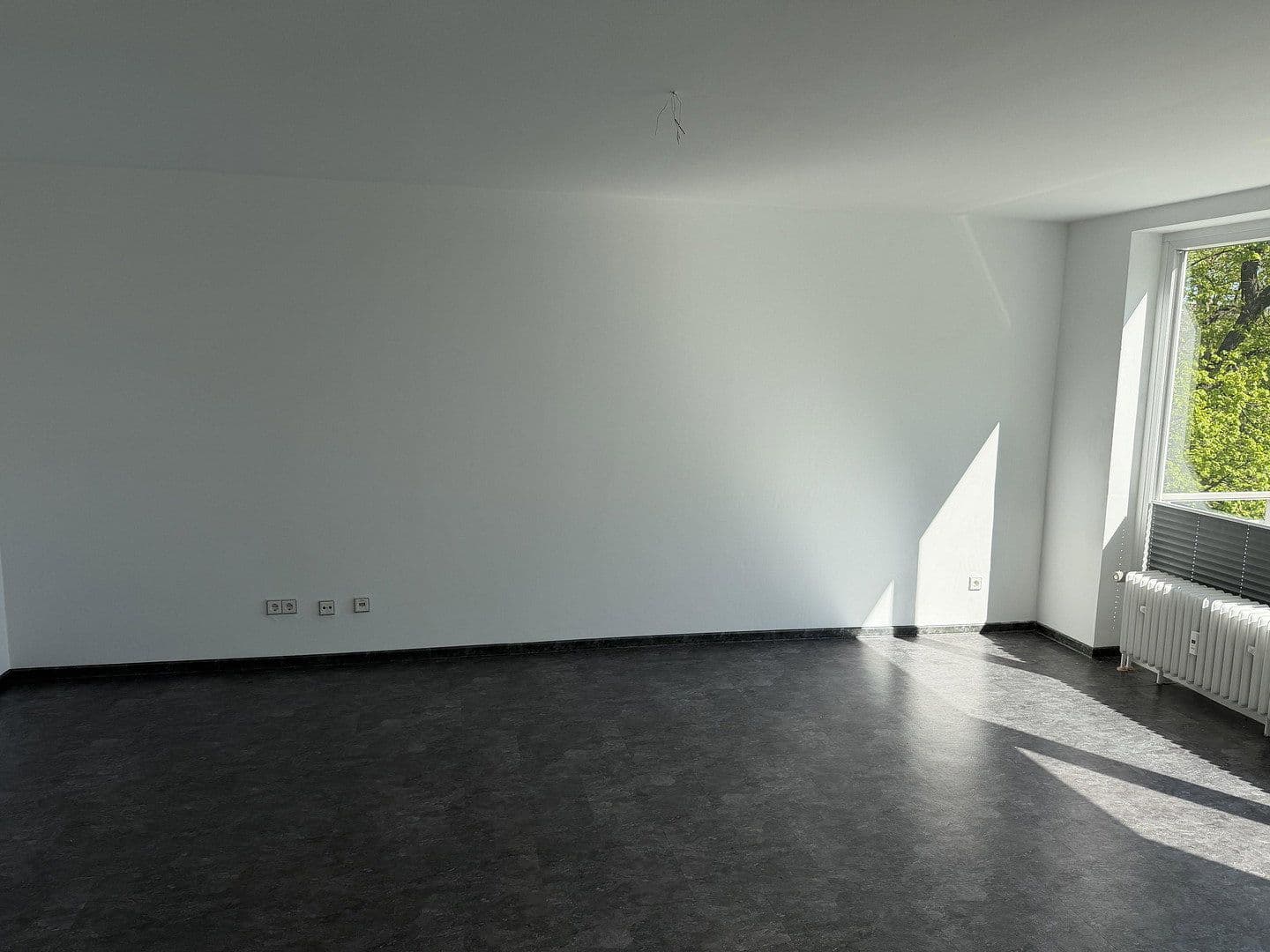 Prenájom bytu 1-izbový 50 m², Kronenstraße 19a, Krefeld, Severné Porýnie - Westfálsko Prenájom bytu 1-izbový 50 m², Kronenstraße 19a, Krefeld, Severné Porýnie - Westfálsko