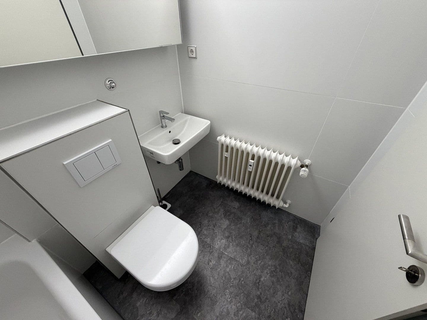 Prenájom bytu 1-izbový 50 m², Kronenstraße 19a, Krefeld, Severné Porýnie - Westfálsko Prenájom bytu 1-izbový 50 m², Kronenstraße 19a, Krefeld, Severné Porýnie - Westfálsko