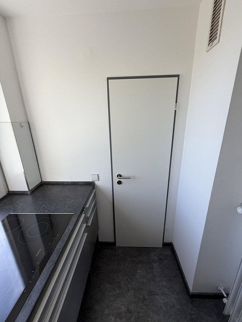 Prenájom bytu 1-izbový 50 m², Kronenstraße 19a, Krefeld, Severné Porýnie - Westfálsko Prenájom bytu 1-izbový 50 m², Kronenstraße 19a, Krefeld, Severné Porýnie - Westfálsko