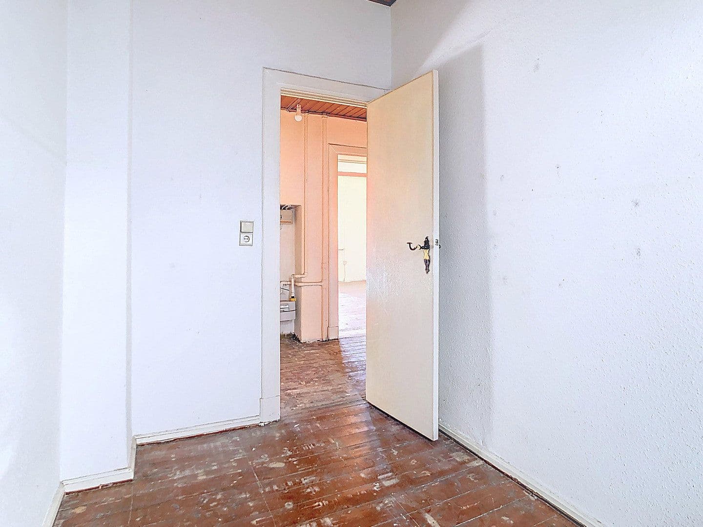 Predaj bytu 3-izbový 62 m², Berlin, Berlín Predaj bytu 3-izbový 62 m², Berlin, Berlín