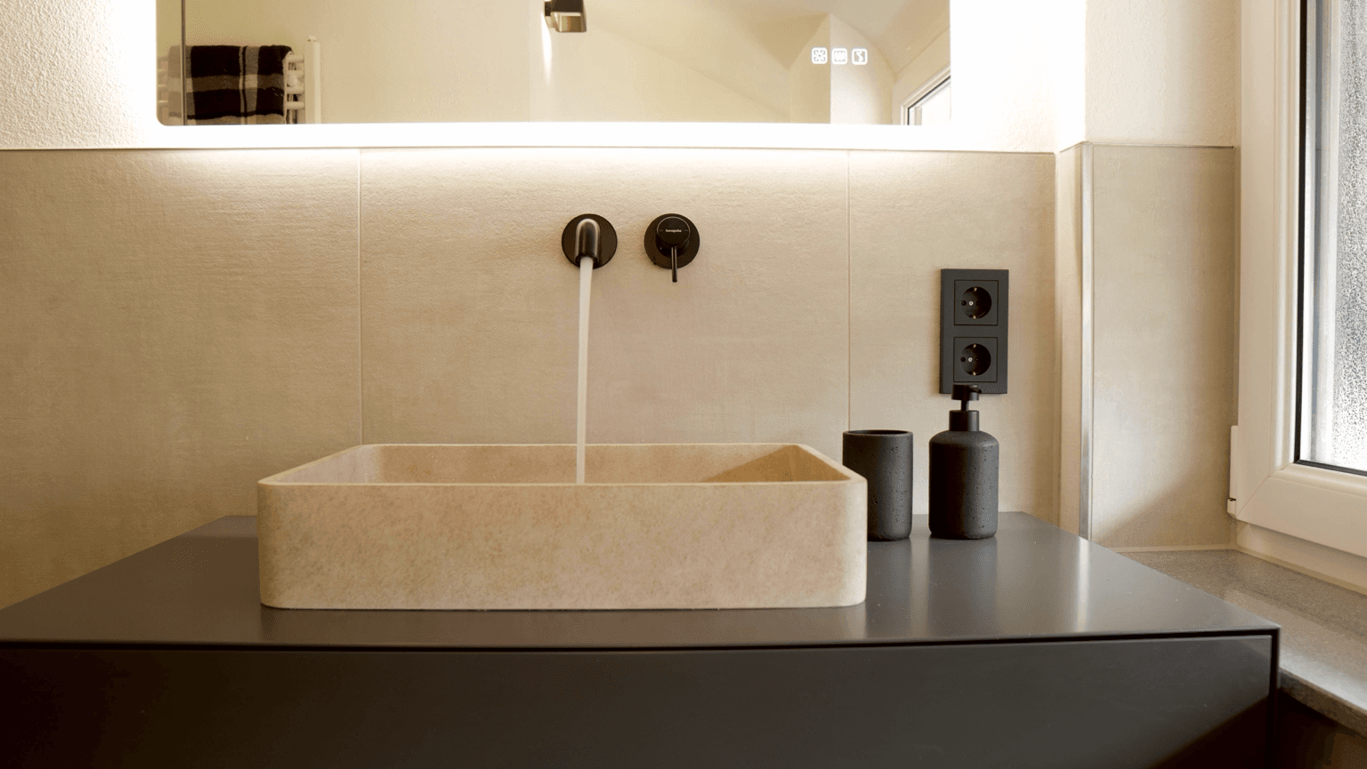 Predaj bytu 4-izbový 92 m², Weissach, Bádensko-Wurttembersko Predaj bytu 4-izbový 92 m², Weissach, Bádensko-Wurttembersko