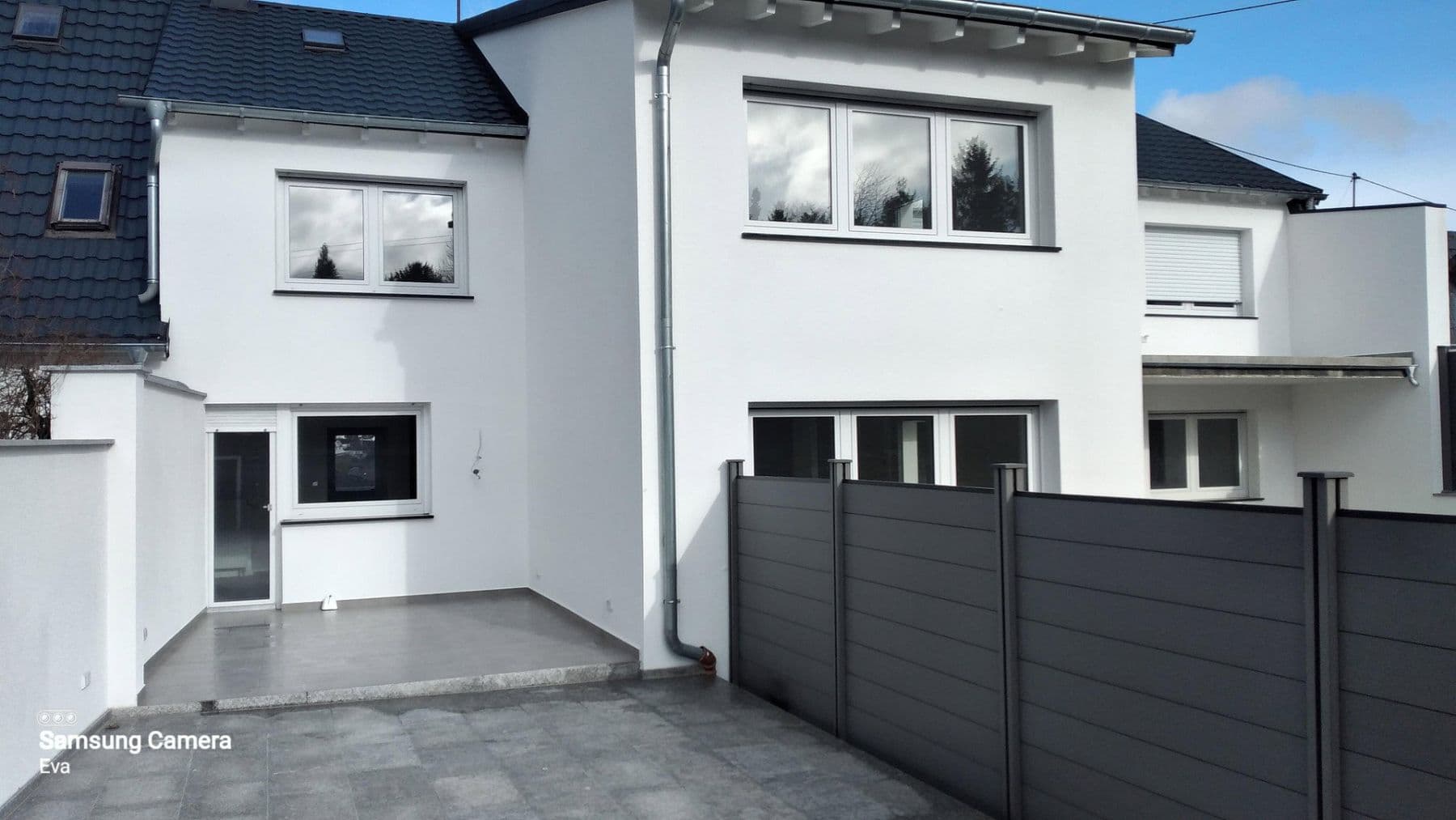 Predaj bytu 2-izbový 52 m², St.Goarer Str.10, Pfalzfeld, Porýnie-Falcko Predaj bytu 2-izbový 52 m², St.Goarer Str.10, Pfalzfeld, Porýnie-Falcko