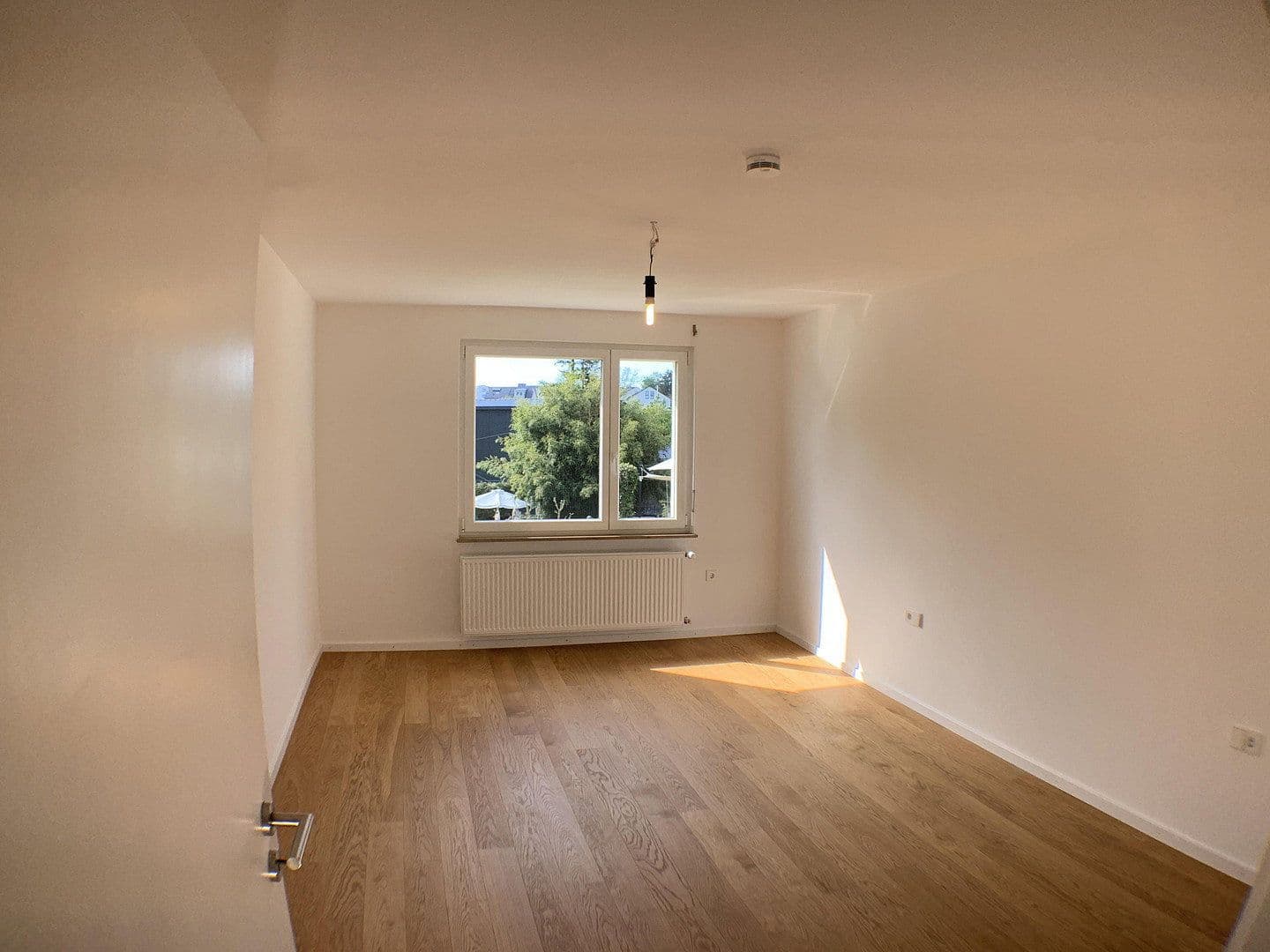 Predaj domu 375 m², pozemek 710 m², Freiburg im Breisgau, Bádensko-Wurttembersko Predaj domu 375 m², pozemek 710 m², Freiburg im Breisgau, Bádensko-Wurttembersko