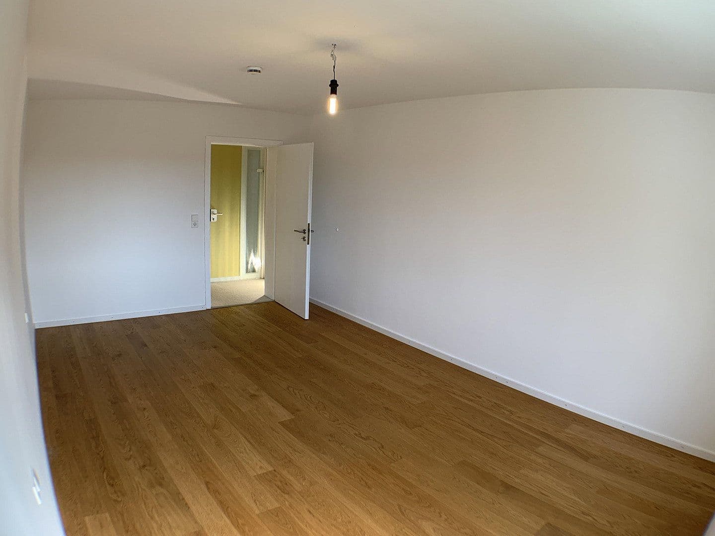 Predaj domu 375 m², pozemek 710 m², Freiburg im Breisgau, Bádensko-Wurttembersko Predaj domu 375 m², pozemek 710 m², Freiburg im Breisgau, Bádensko-Wurttembersko